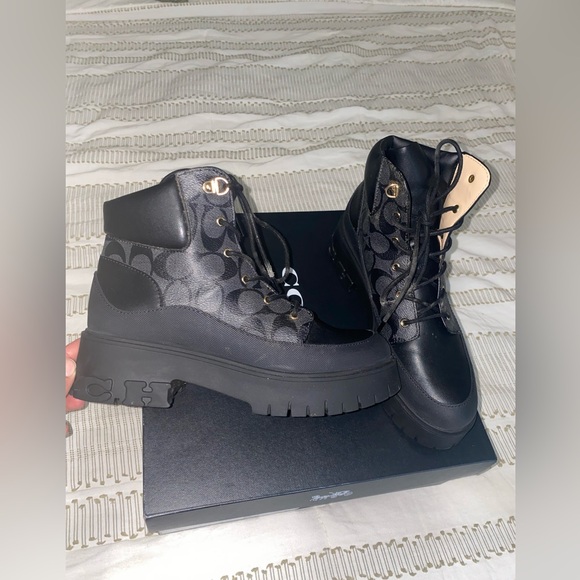Coach Royce signature bootie - Picture 1 of 5